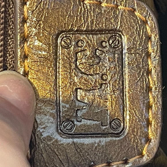 Marc Chantal Patent Leather Shoulder Bag – Two-Tone Faux Snakeskin Animal Print - Picture 6 of 15